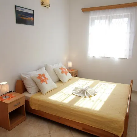 Apartment Macola Trogir
