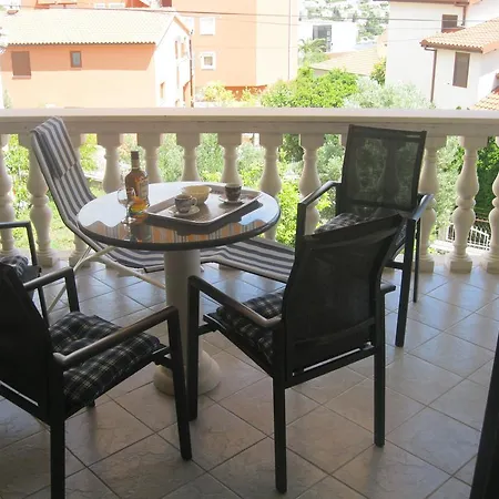 Apartment Macola Trogir