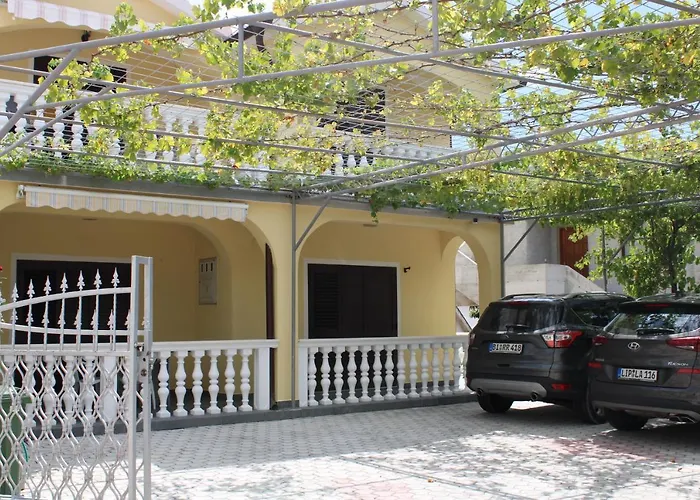 Macola * Трогир