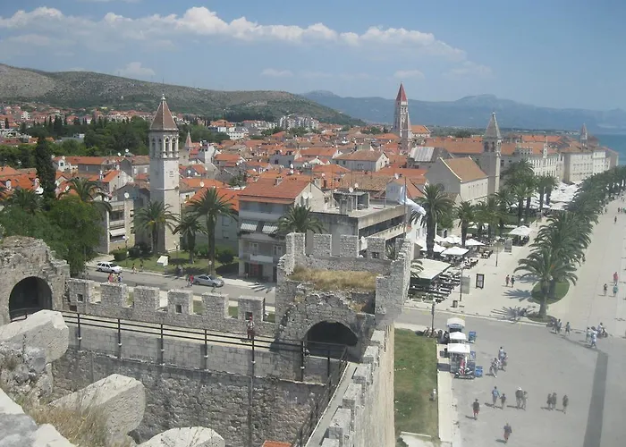 Macola * Trogir